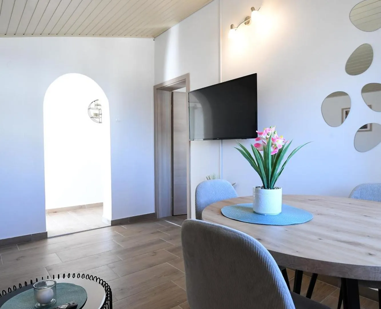 Apartment Rita 扎达尔